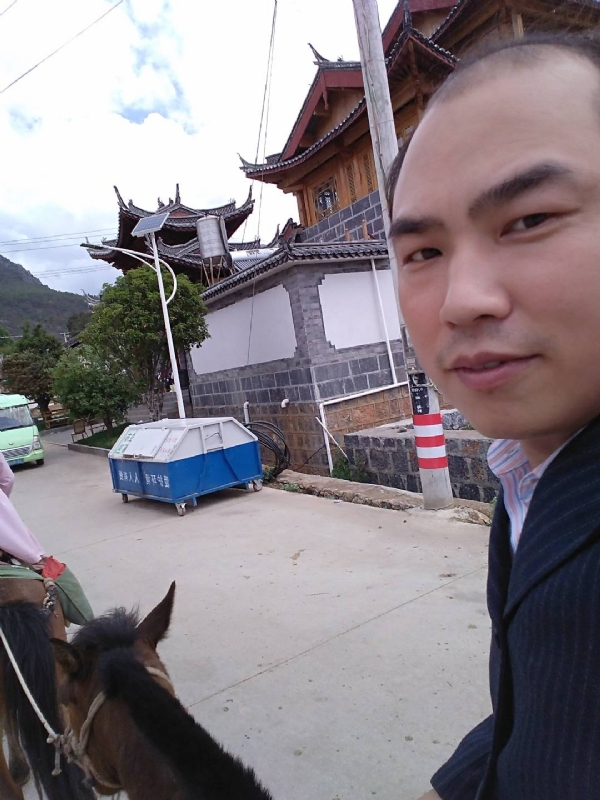 当代军人的第一张照片--泰州中老年相亲网