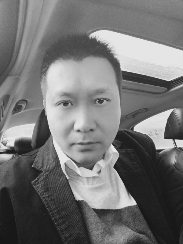 静水寒的第一张照片--泰州中老年相亲网